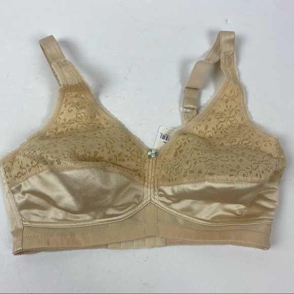 Jodee Surgical Other - Jodee Surgical Mastectomy Bra Nude Lace Wire-free Wireless Style 115 34DD NWT